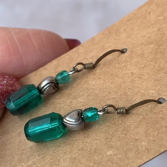 💐5/25 green art glass bead heart silver tone dangle drop - Picture 2 of 5